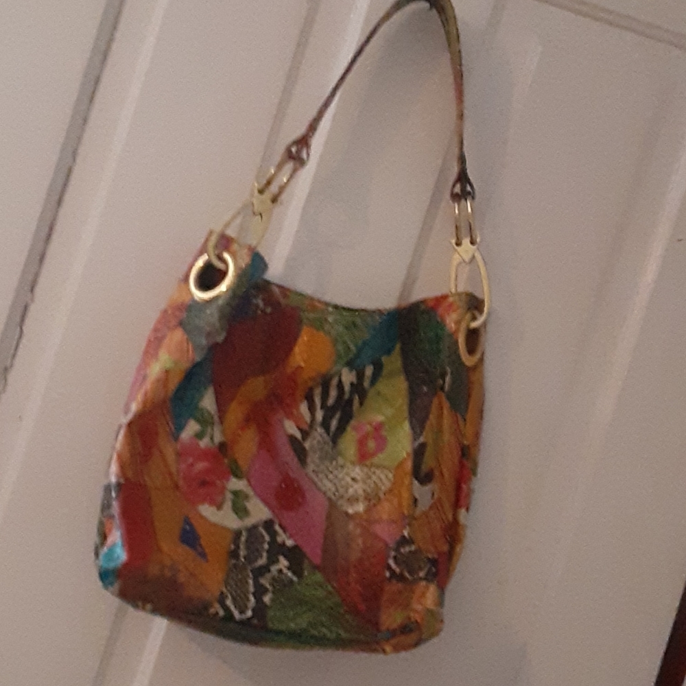 Beautiful gently used multi color bag